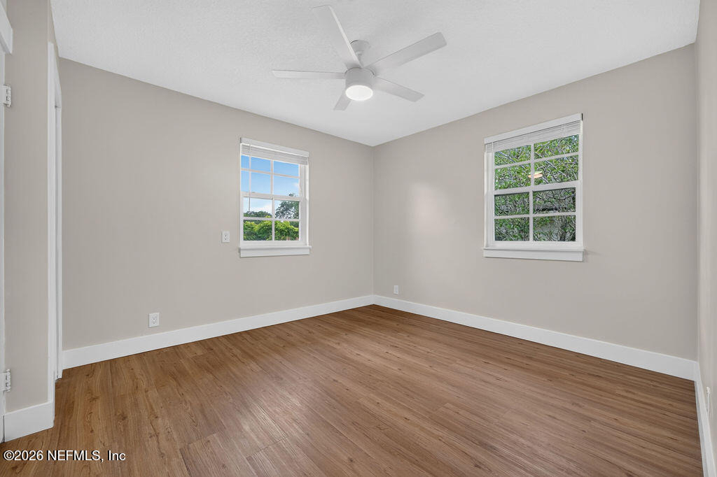 2247 Riverside Avenue - Photo 8