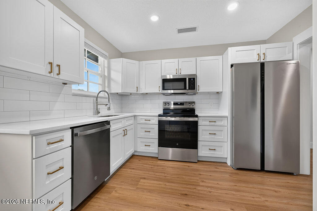 2247 Riverside Avenue - Photo 5