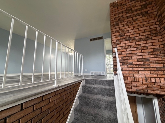 157 Plainview Drive - Photo 2