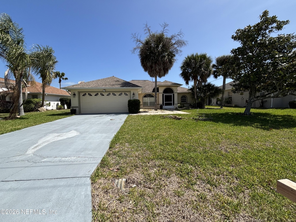 20 Clarendon Court N - Photo 1