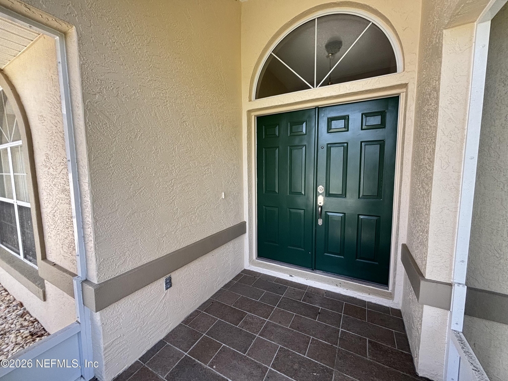 20 Clarendon Court N - Photo 24