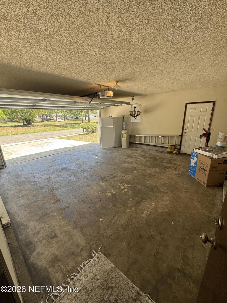 8321 Crosswind Road - Photo 2