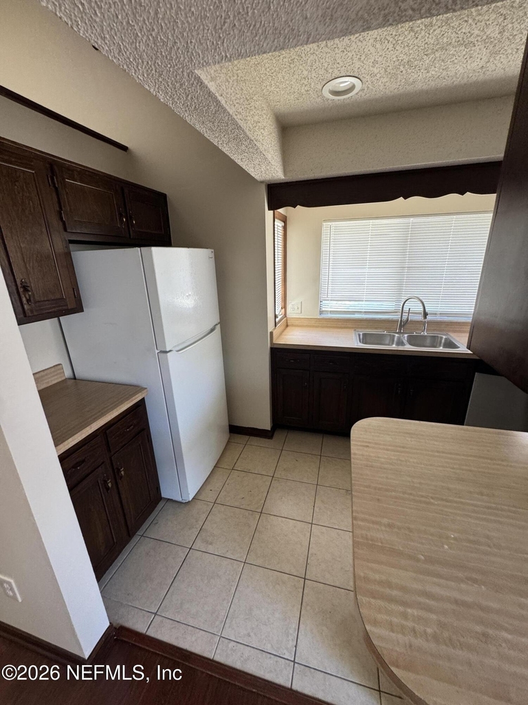 8321 Crosswind Road - Photo 9