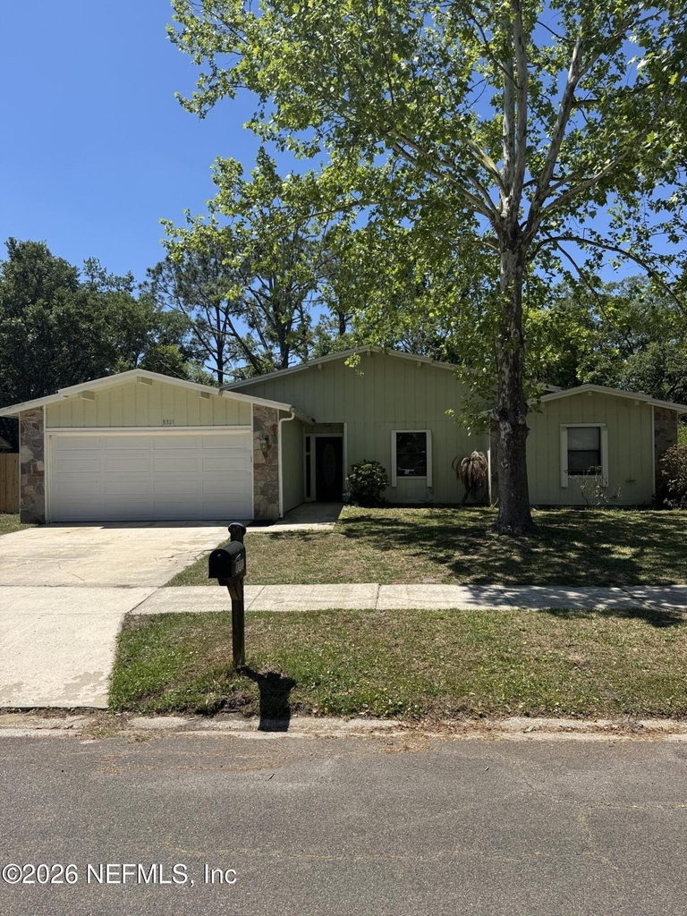8321 Crosswind Road - Photo 0