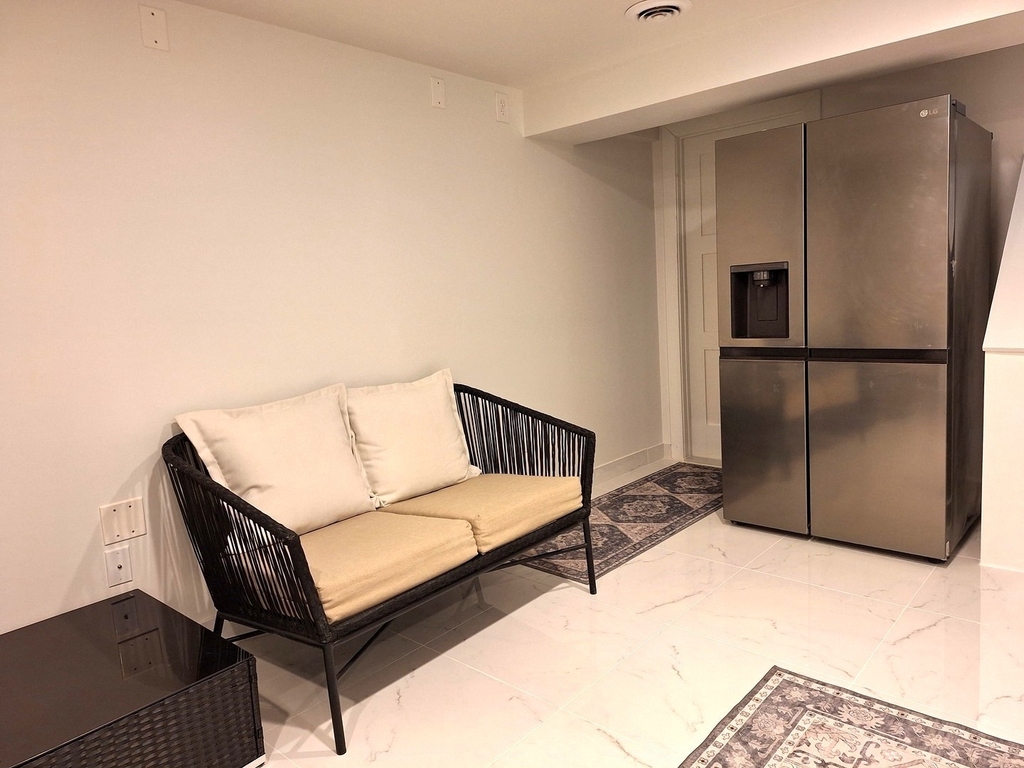 227 Juneway Terrace - Photo 13