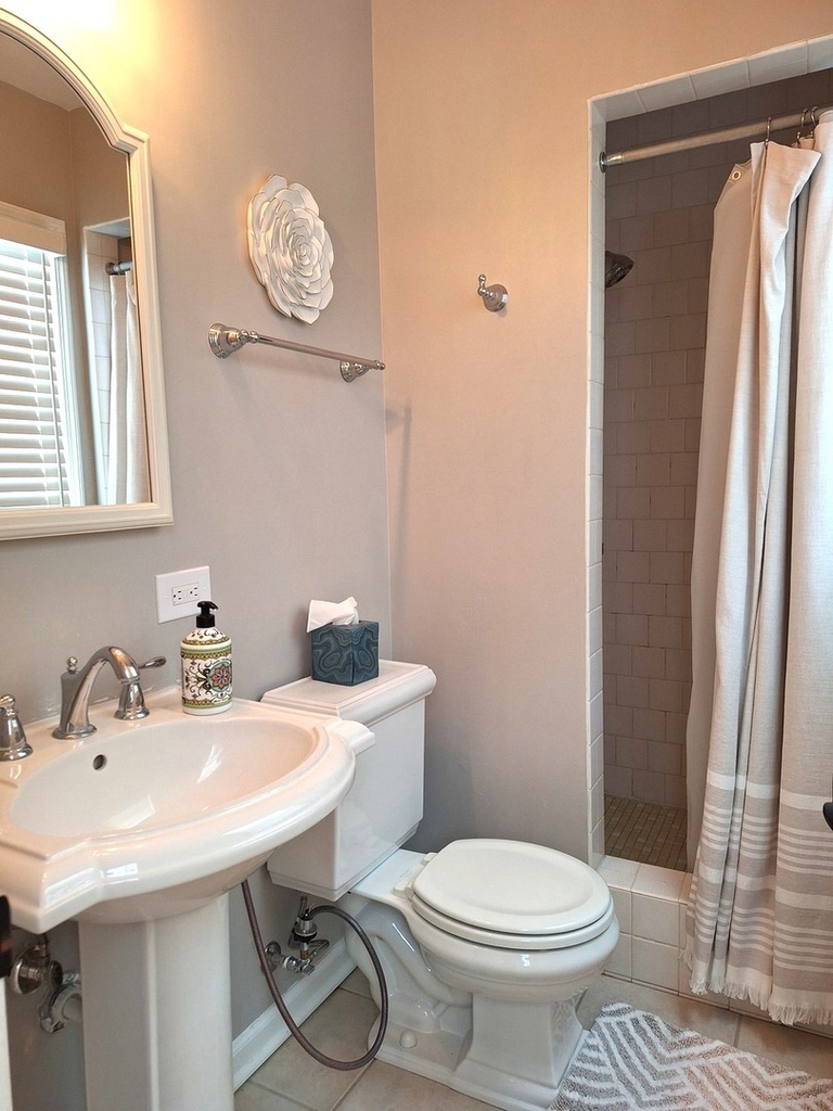 227 Juneway Terrace - Photo 11