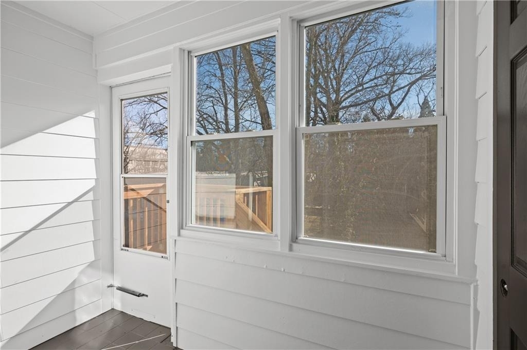 567 Winton Terrace Ne - Photo 12