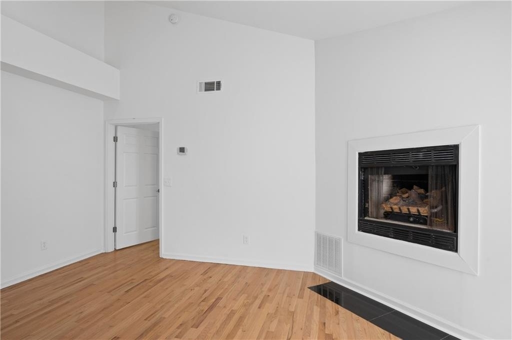 567 Winton Terrace Ne - Photo 5