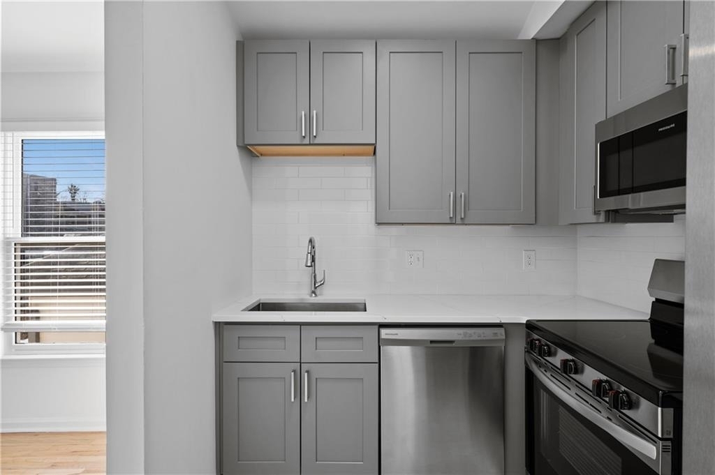 567 Winton Terrace Ne - Photo 7