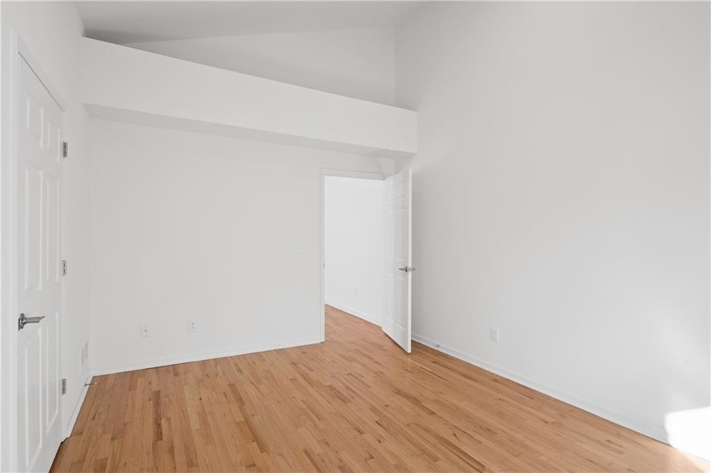567 Winton Terrace Ne - Photo 9