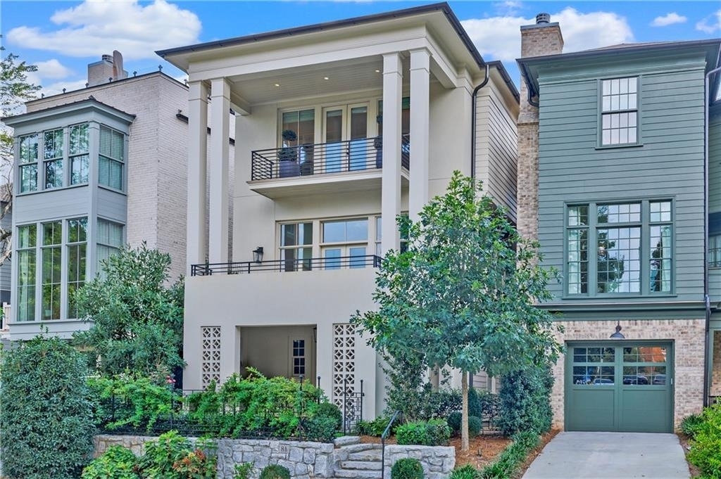 81 Delmont Drive - Photo 2