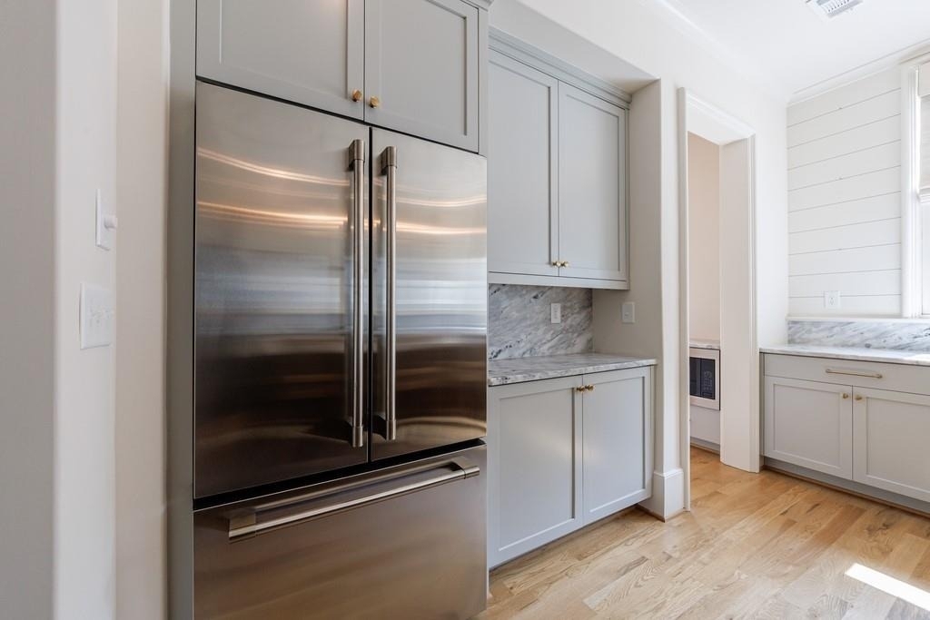 81 Delmont Drive - Photo 15