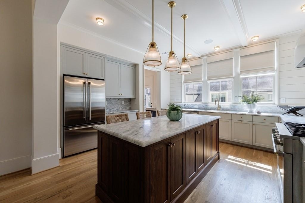 81 Delmont Drive - Photo 10