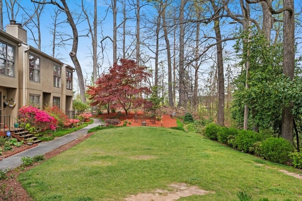 1744 Woodcliff Place Ne - Photo 31