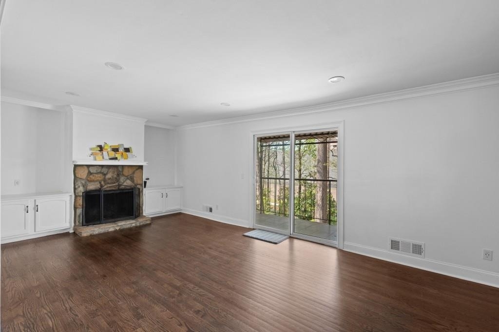 1744 Woodcliff Place Ne - Photo 6