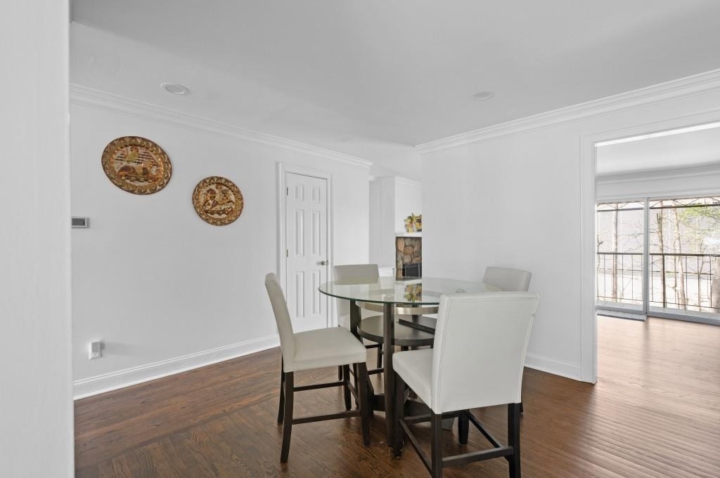 1744 Woodcliff Place Ne - Photo 8