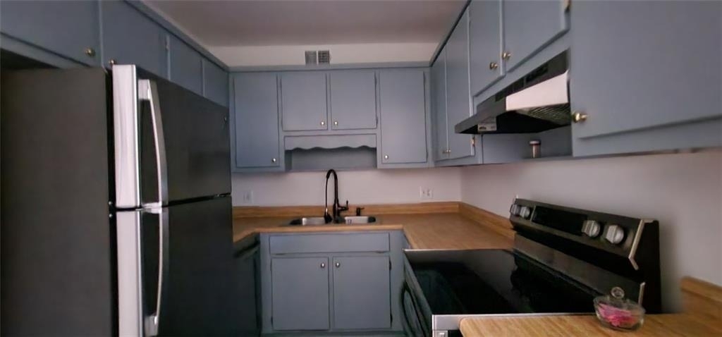 16 S East Street - Photo 2