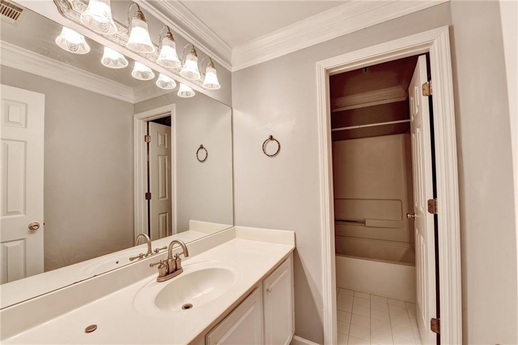 2072 Fairport Way - Photo 32