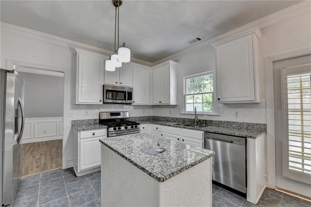 2072 Fairport Way - Photo 16