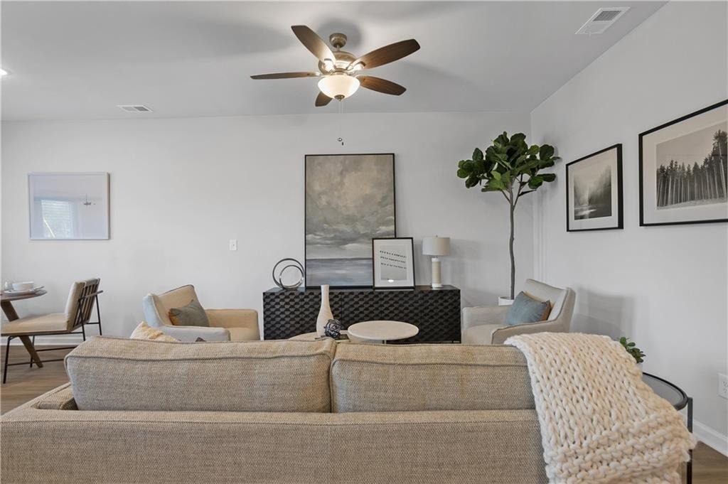 1150 Hunter Trail - Photo 4