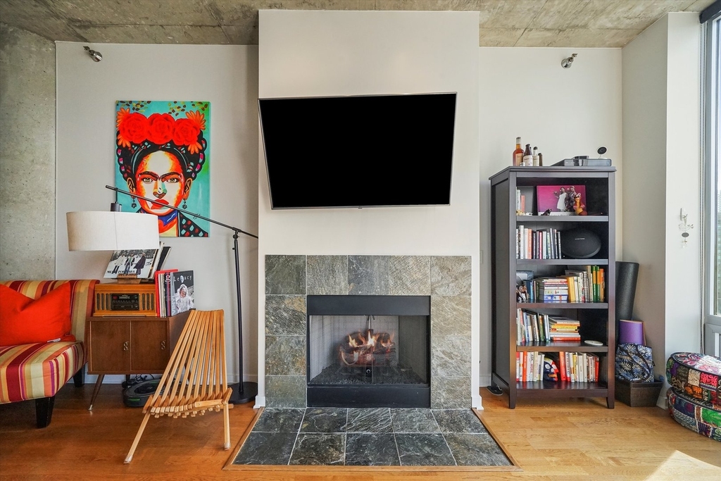 700 N Larrabee Street - Photo 10