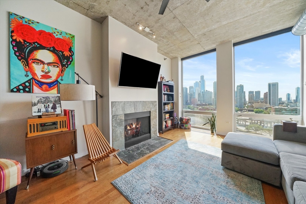 700 N Larrabee Street - Photo 9