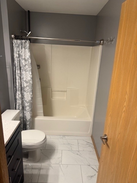 2520 Cedar Glen Drive N - Photo 2