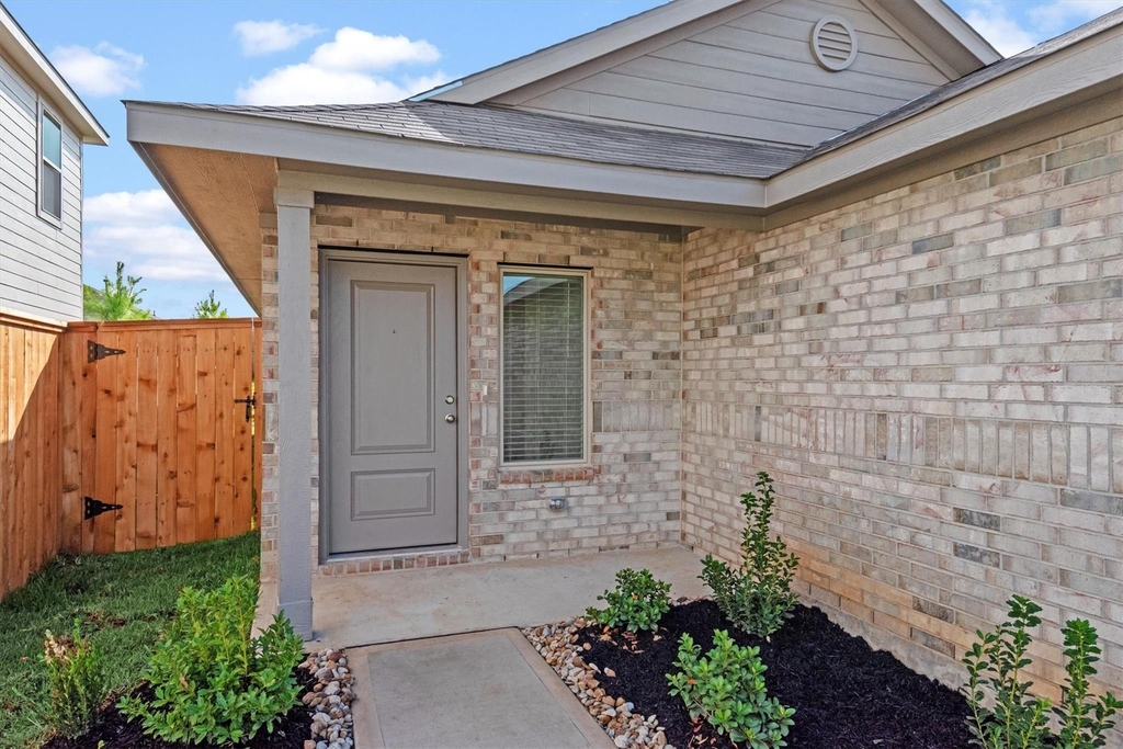 1525 San Sebastien Drive - Photo 18