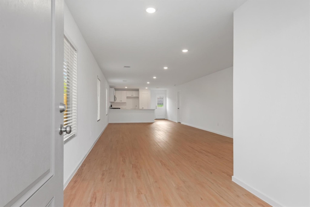 1525 San Sebastien Drive - Photo 1