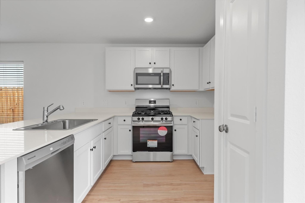 1525 San Sebastien Drive - Photo 9
