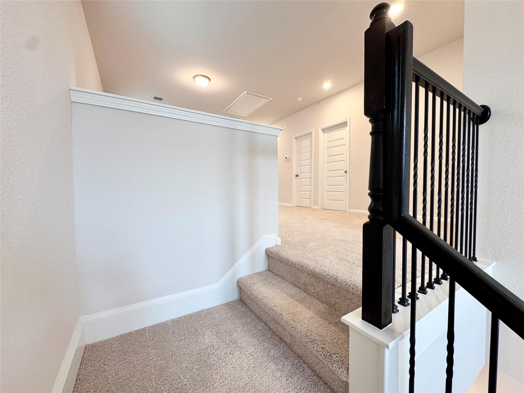 9749 Enclave Ridge Road - Photo 10