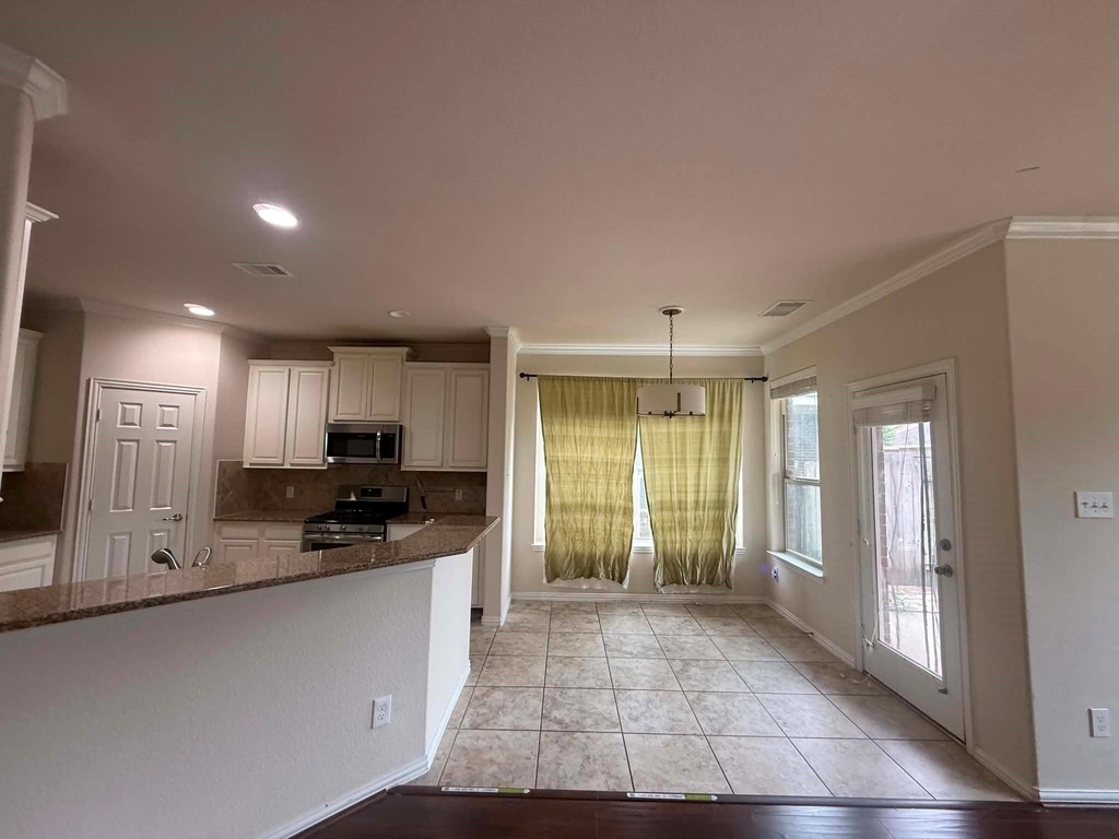 19806 Amber Village Lane - Photo 14