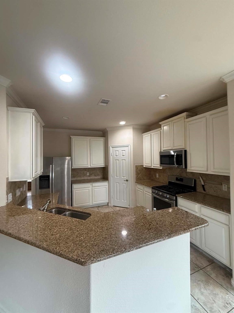 19806 Amber Village Lane - Photo 16