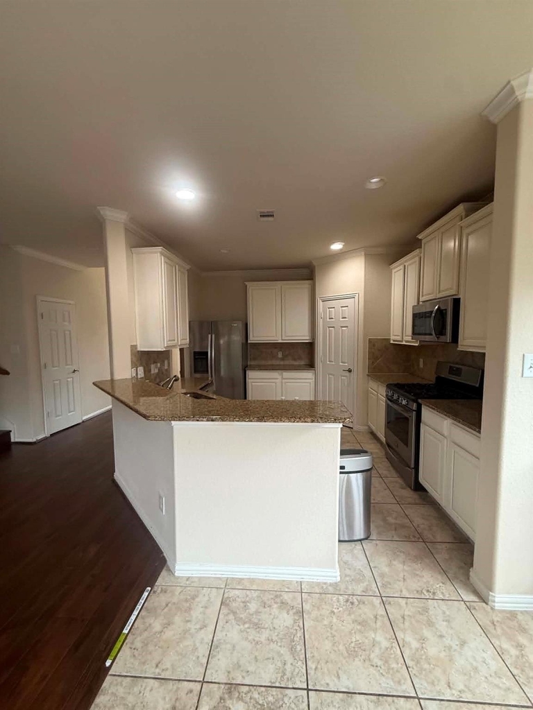 19806 Amber Village Lane - Photo 18