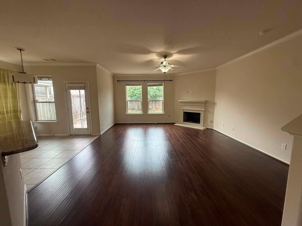 19806 Amber Village Lane - Photo 7