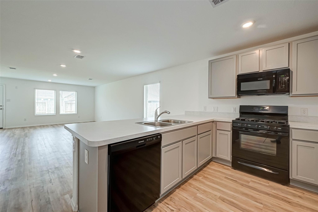 3426 Golden Amber Court - Photo 6