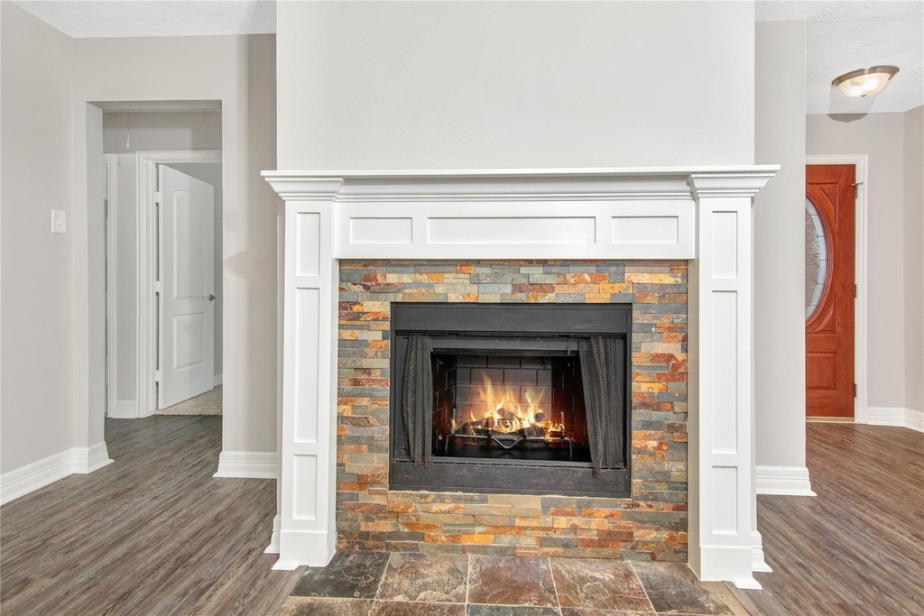 2611 Desert Sage Drive - Photo 4