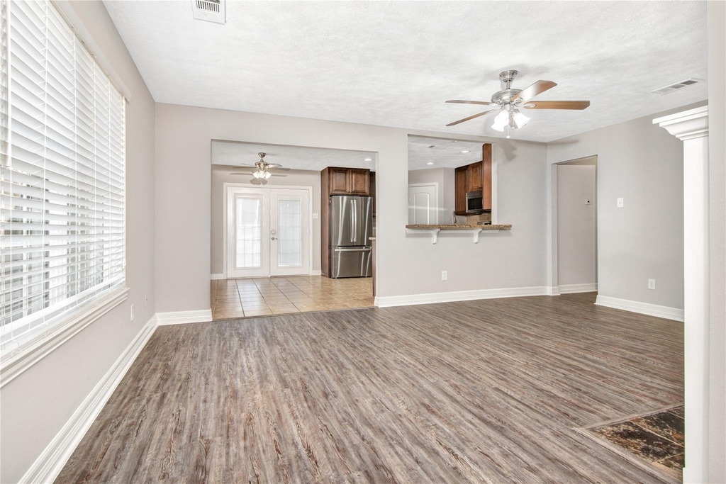 2611 Desert Sage Drive - Photo 2