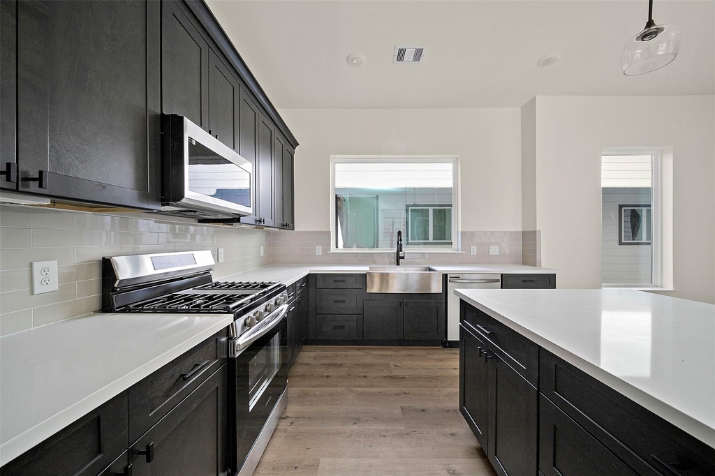 2722 Nagle Street - Photo 20