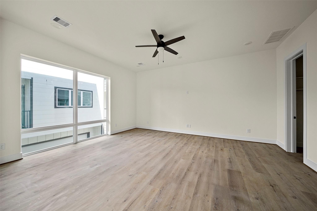 2722 Nagle Street - Photo 23