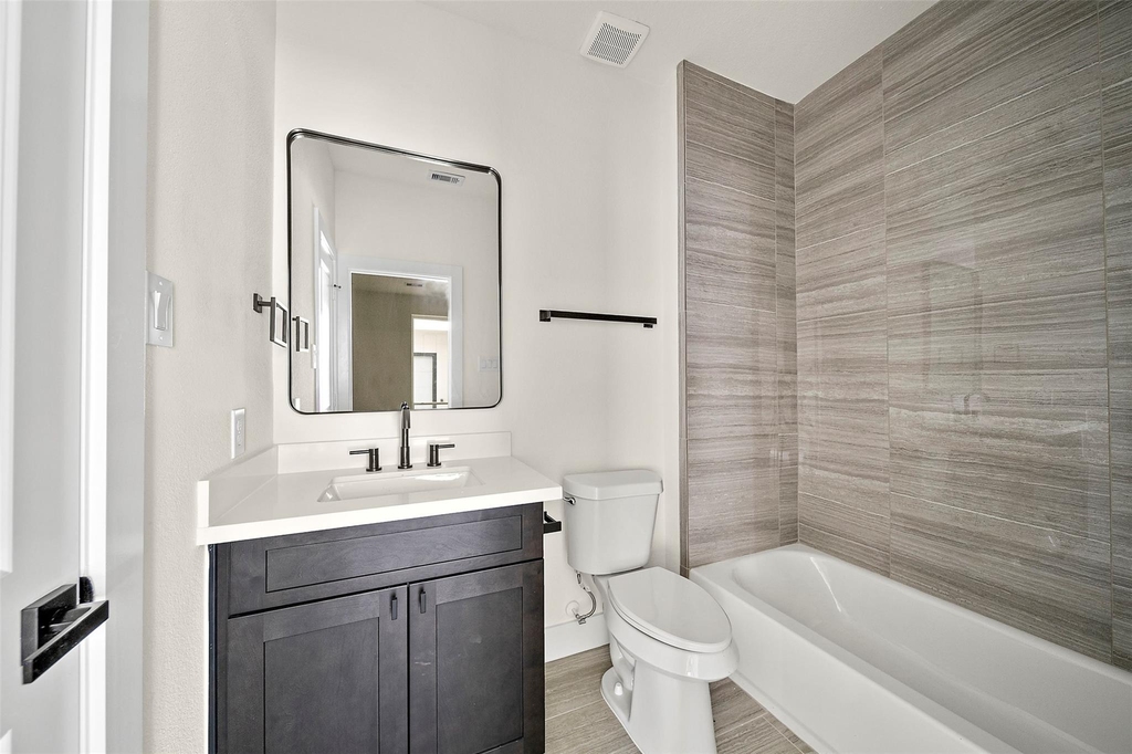 2722 Nagle Street - Photo 11