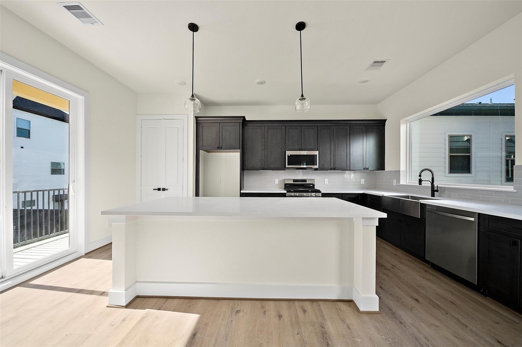 2722 Nagle Street - Photo 19