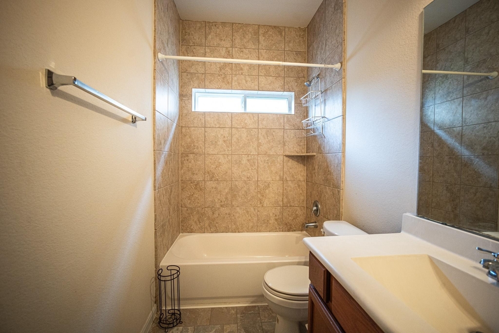 4138 Falvel Shadow Creek Drive - Photo 14