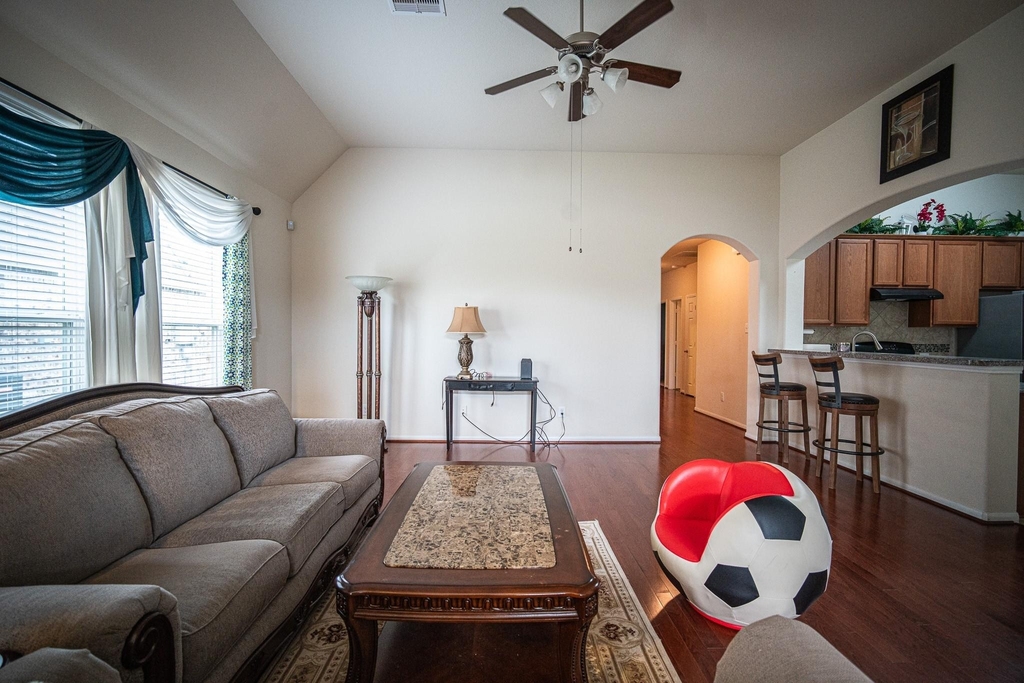 4138 Falvel Shadow Creek Drive - Photo 5