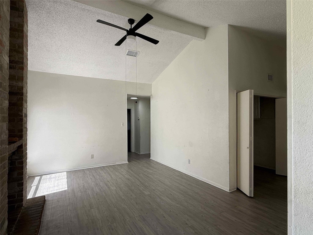 23215 Tree House Lane - Photo 2