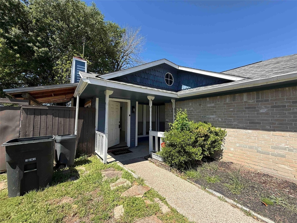 23215 Tree House Lane - Photo 1