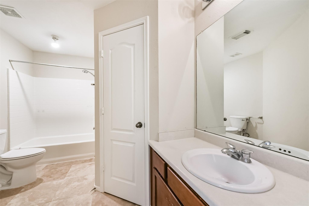 2601 Hewn Rock Way - Photo 30