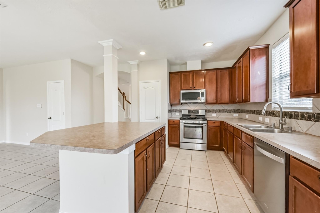 2601 Hewn Rock Way - Photo 12