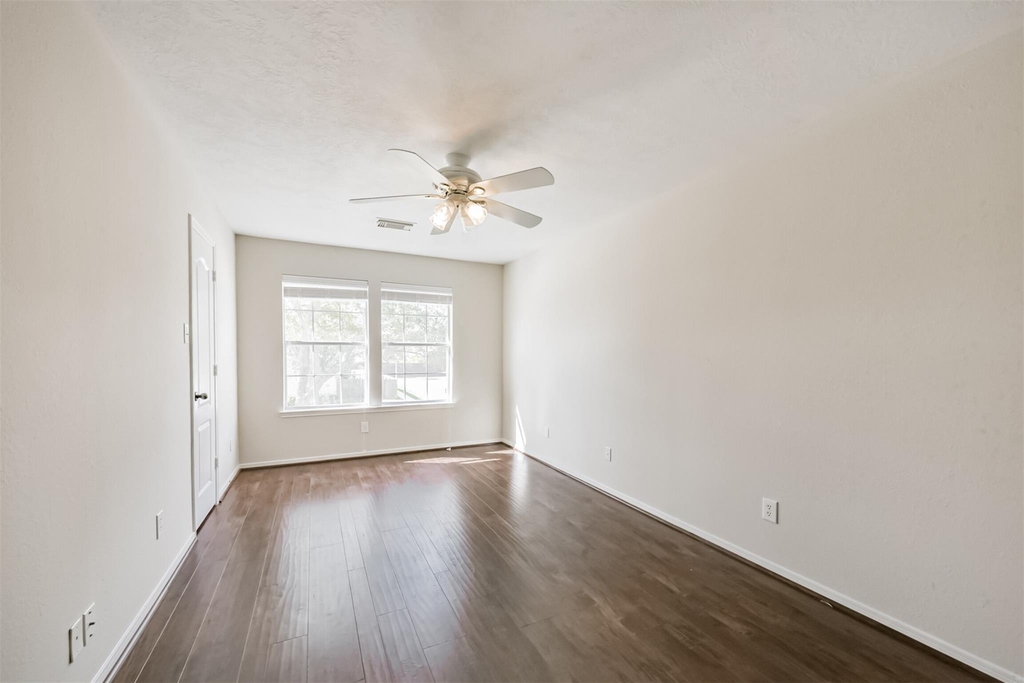 2601 Hewn Rock Way - Photo 28