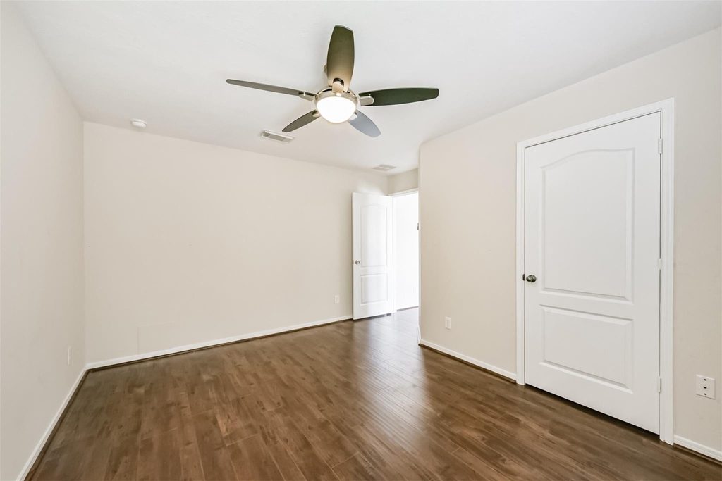 2601 Hewn Rock Way - Photo 24